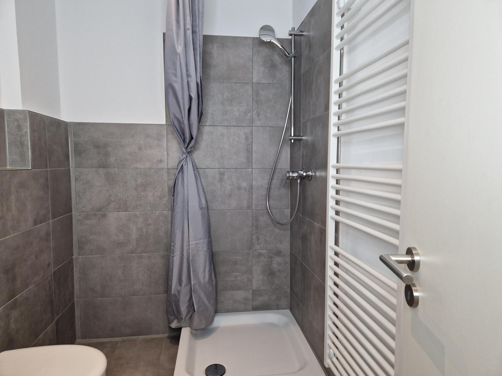 Meribu H1 Wohnung Fuer Monteure Und Arbeiter Гелзенкирхен Екстериор снимка