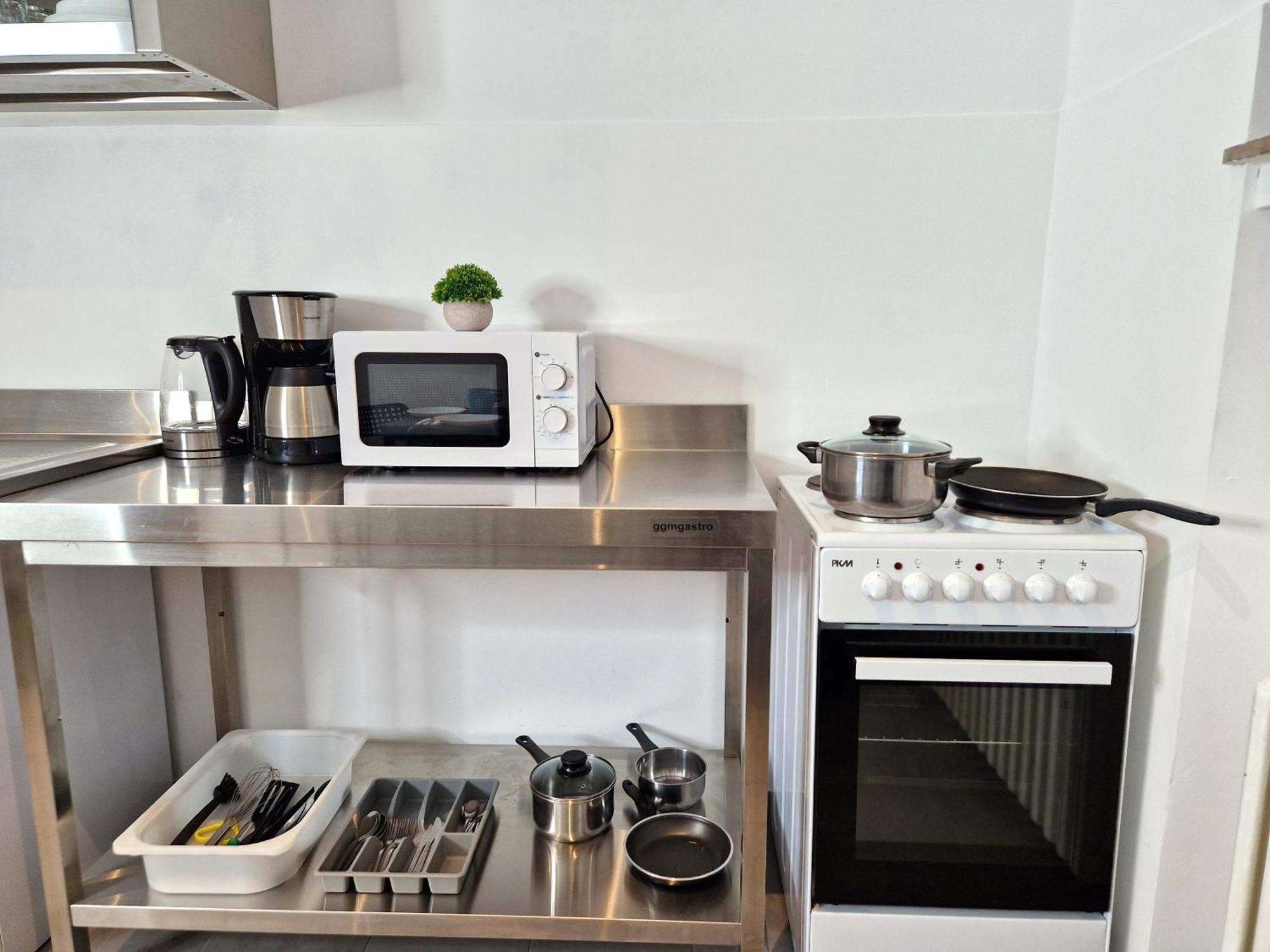 Meribu H1 Wohnung Fuer Monteure Und Arbeiter Гелзенкирхен Екстериор снимка