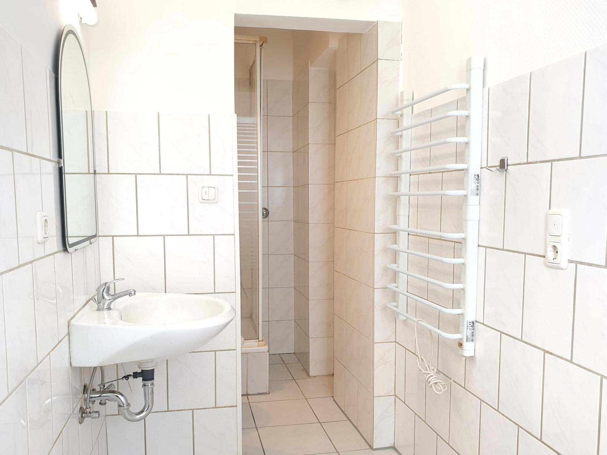 Meribu H1 Wohnung Fuer Monteure Und Arbeiter Гелзенкирхен Екстериор снимка